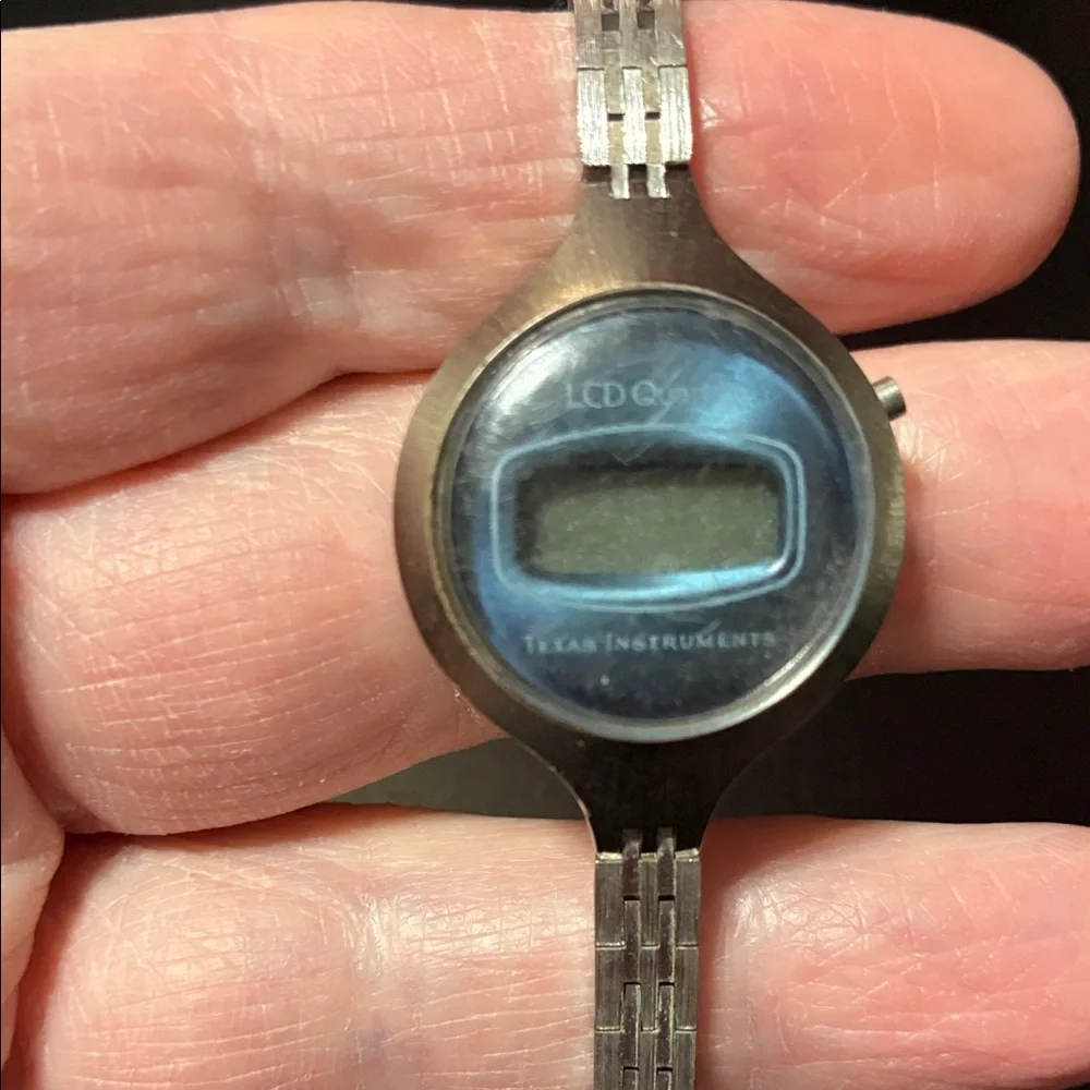 Texas Instruments sleek vintage